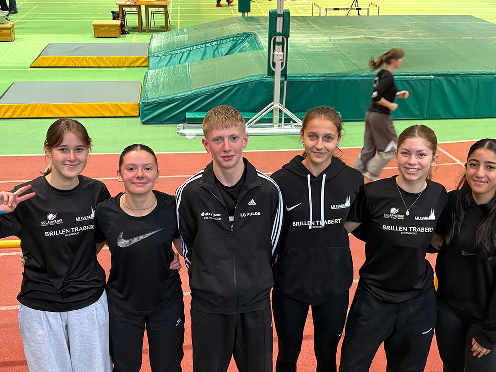 Gruppenfoto eines Teams der LG Fulda beim Wettkampf
